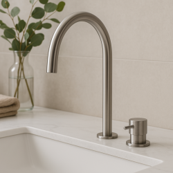 Waterevolution Flow 2-luknjasta umivalniška pipa v celoti iz nerjavečega jekla z nizkim U 200mm izlivom T1121UIE